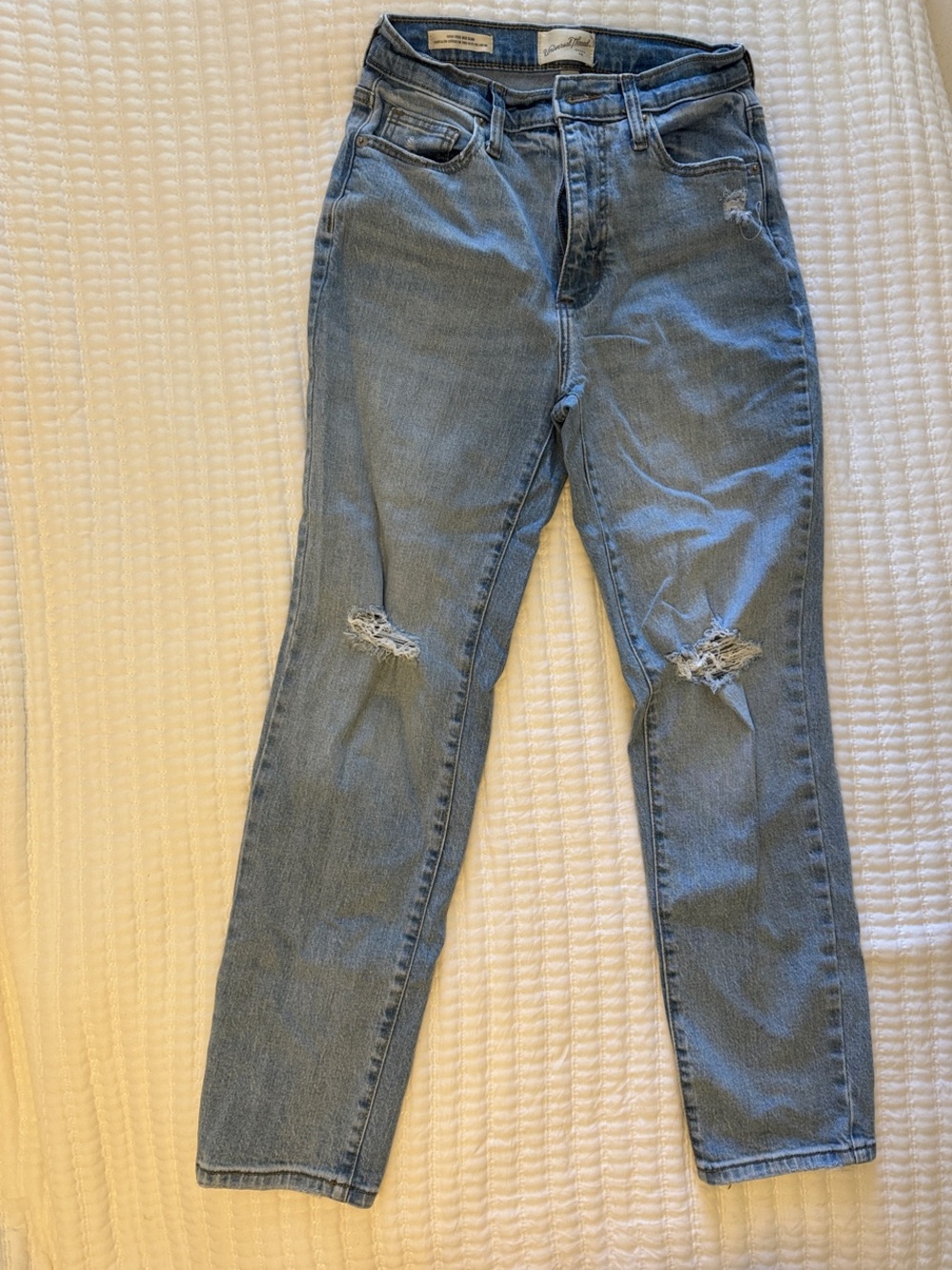 Universal Thread Light Blue High-Rise Distressed Jeans